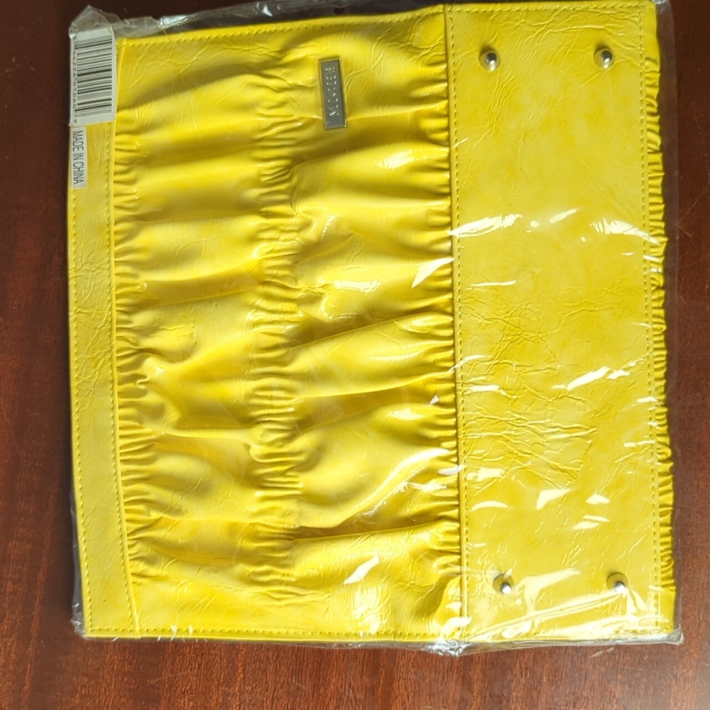 Yellow Miche classic shell